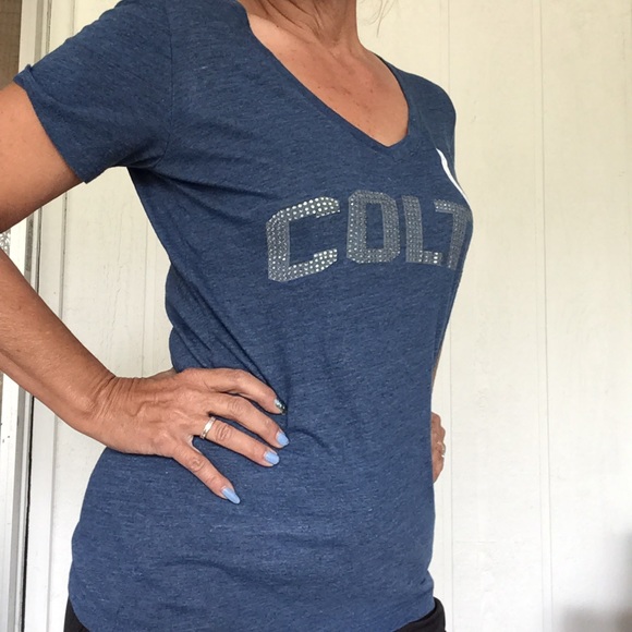 INDIANAPOLIS COLTS NFL RHINESTONE V NECK LOGO TEE SHIRT SMALL - Picture 3 of 15